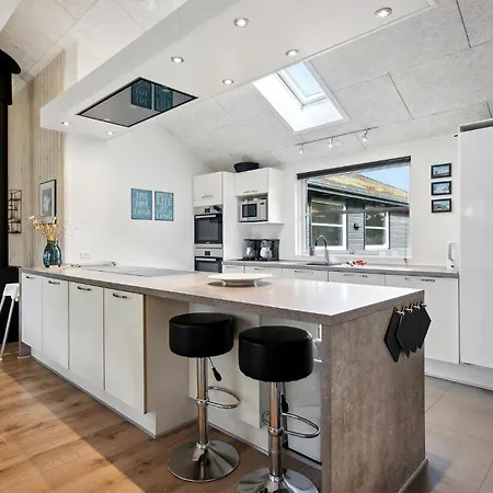 Feriehus Awesome In With Indoor Swimming Pool *
